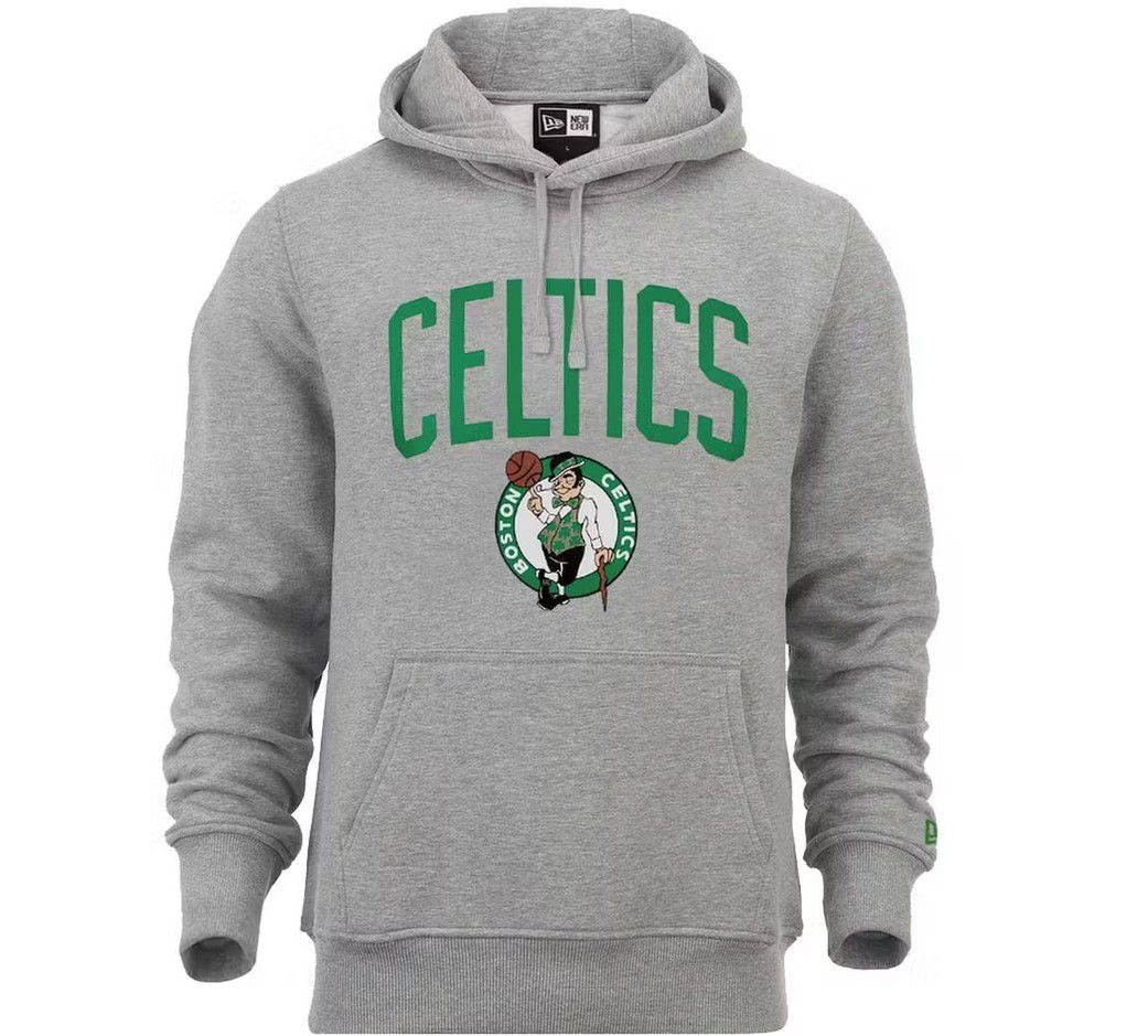 New Era Boston Celtics NBA Logo Herren Hoodie für 24,98€ (statt 45€)