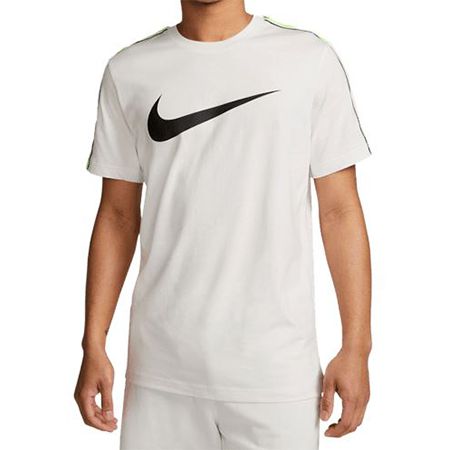 Nike Repeat Sale mit mind. 50% Rabatt + VSK-Frei &#8211; z.B. T-Shirt für 14,99€ (statt 27€)