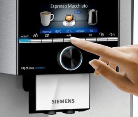 Siemens EQ.9 plus s500 Kaffeevollautomat für 999€ (statt 1.196€)