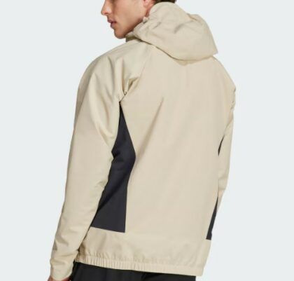 adidas Terrex Utilitas RAIN.RDY 2.5 Layer Regenjacke für 110€ (statt 154€)