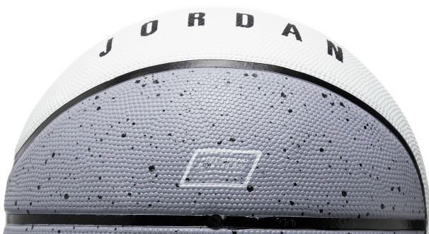 Nike Jordan Playground 2.0 8P Deflated Basketball für 25,84€ (statt 30€)