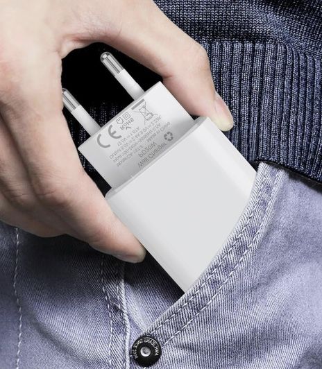 3x 20W USB C Schnellladegerät + Lightning Kabel für 9,99€ (statt 19€)