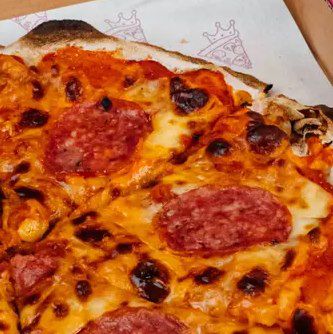 🍕 50% Rabatt auf Happy Slice Pizza (von Trymacs &#038; Knossi)