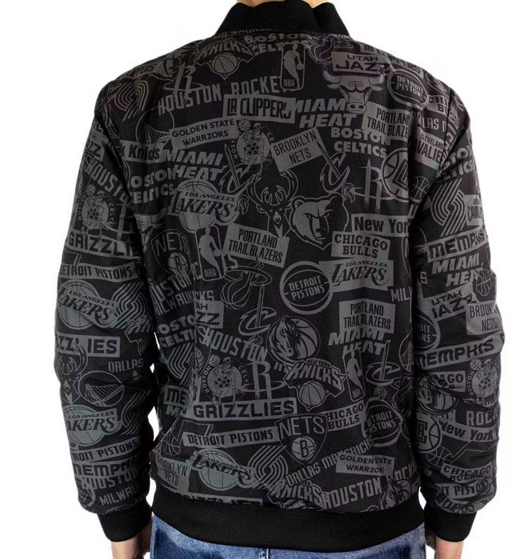 New Era NBA Herren Bomberjacke für 39,98€ (statt 99€)