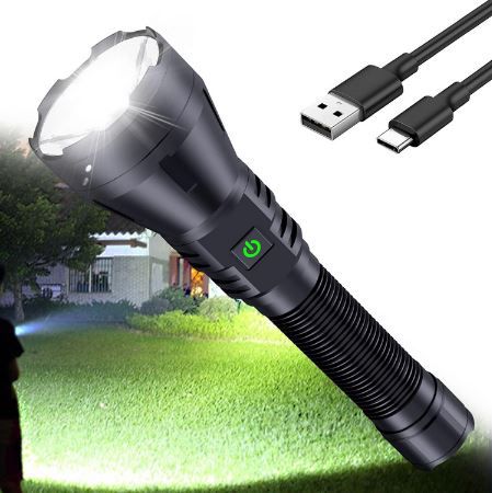 Adnox Wiederaufladbare LED Taschenlampe mit 5 Lichtmodi für 20,69€ (statt 30€)