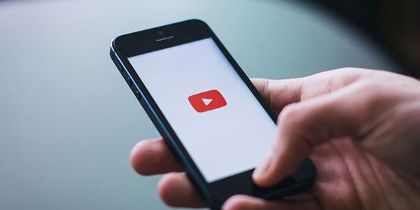 Preiserhöhung bei YouTube Premium – lohnt sich das überhaupt noch?