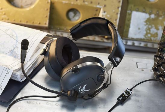 Thrustmaster T.Flight U.S. Air Force Edition Gaming Headset für 59,99€ (statt 78€)