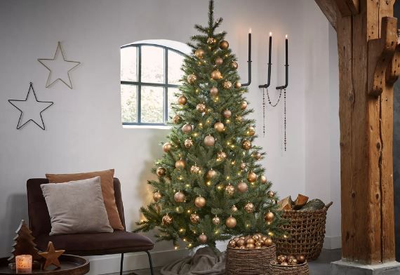 Black Box Trees Vail Künstlicher Weihnachtsbaum mit LED, 155 cm für 149,99€ (statt 220€)