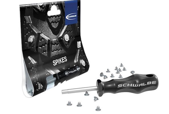 Schwalbe 50 Tyre Spikes & Spike Replacement Werkzeug für 6,99€ (statt 11€)