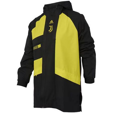 adidas Juventus Turin Travel Jacke für 44,98€ (statt 62€)