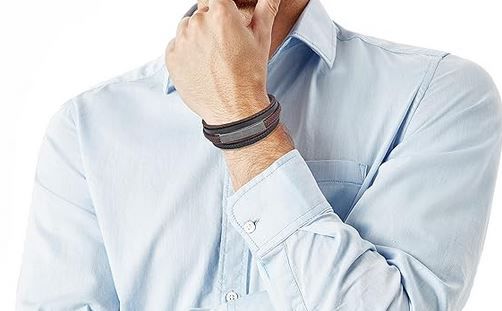 s.Oliver Leder Armband mit Edelstahl Applikationen für 29,70€ (statt 40€)