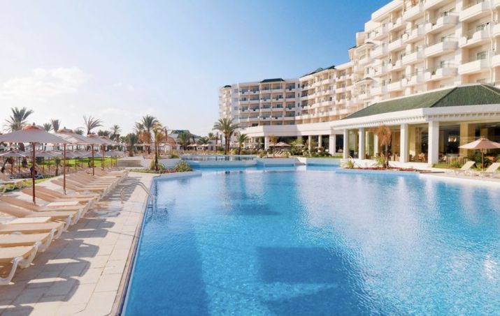 Last Minute: 35 Tage in Tunesien im 5* Hotel inkl HP, Flug & Transfer ab 864€ p.P.