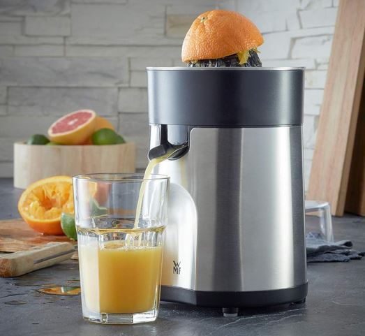 WMF Stelio Elektrische Saftpresse mit 2 Presskegel für 31€ (statt 36€)