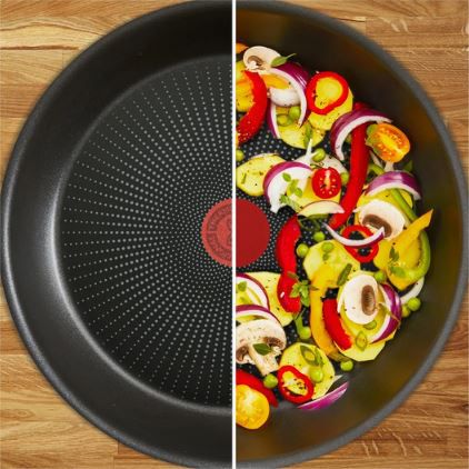 Tefal Resist Essential Pfanne, 24 cm für 20,94€ (statt 42€)