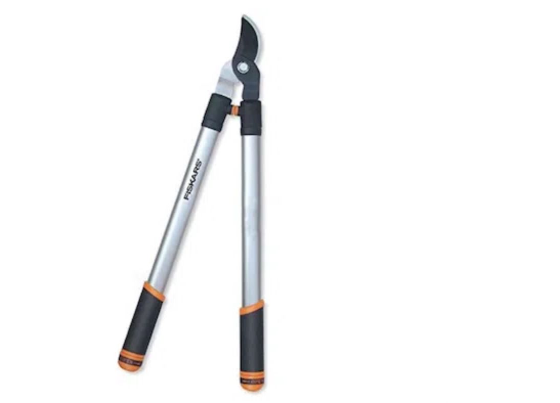 FISKARS Te­le­skop By­pass Ast­sche­re PowerGear für 30,90€ (statt 35€)