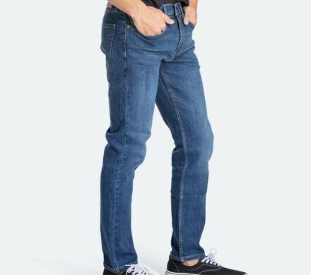 Levis Herren 502 Taper Jeans für 37,75€ (statt 75€)