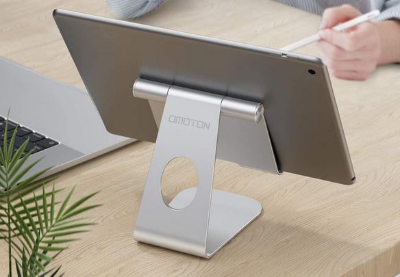 OMOTON Tablet Ständer aus Aluminium für bis zu 12.9 für 12,59€ (statt 18€)