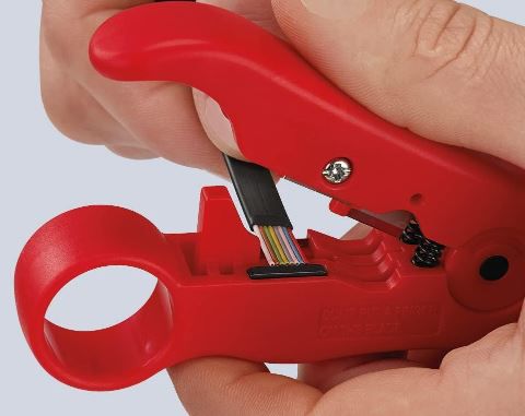 Knipex Abisolierwerkzeug für Koaxial  & Datenkabel für 9€ (statt 14€)