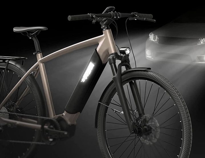 Arkham E Bike Akku Schutzhülle mit Reflektoren für 5,49€ (statt 10€)