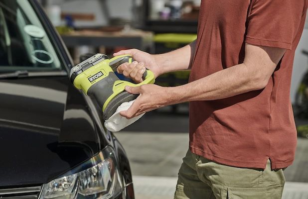 Ryobi ONE+ RBP18150 0 Ak­ku Po­lier­ma­schi­ne für 49€ (statt 66€)