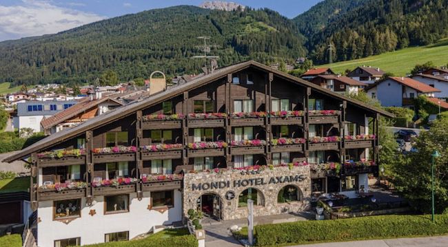 Tirol: 7 ÜN im 4* Mondi Hotel Axams inkl. Frühstück & Wellness für 300€ p.P.