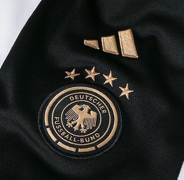 adidas Damen Deutschland Trikot 2022 für 37,94€ (statt 50€)