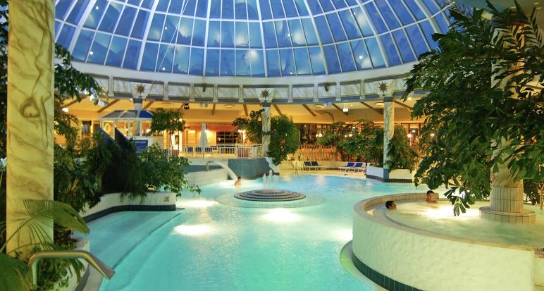 ÜN bei Frankfurt inkl Frühstück, Wellness & Eintritt für Rhein Main Therme ab 54€ p.P.