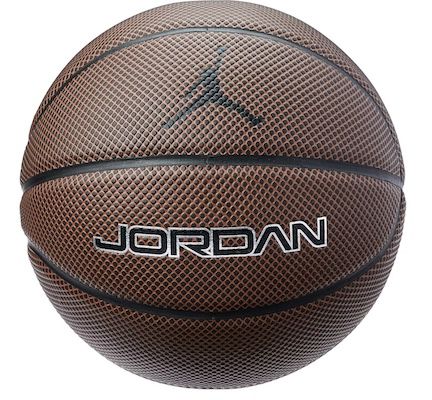 Nike Jordan Legacy Basketball Gr. 7 für 21,98€ (statt 35€)
