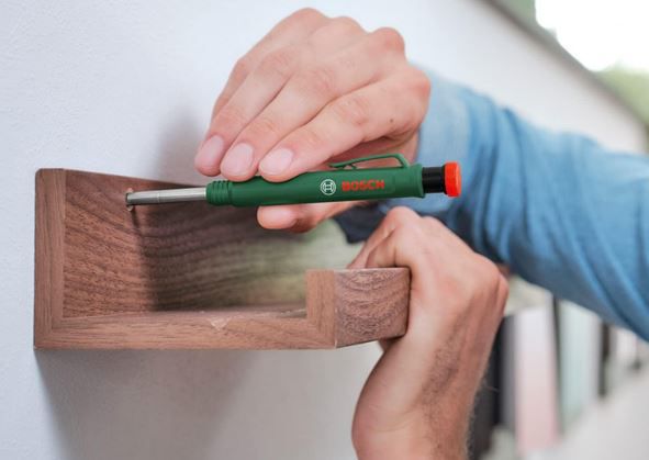 Bosch Tieflochmarker Bleistift inkl. Anspitzer für 6,90€ (statt 12€)