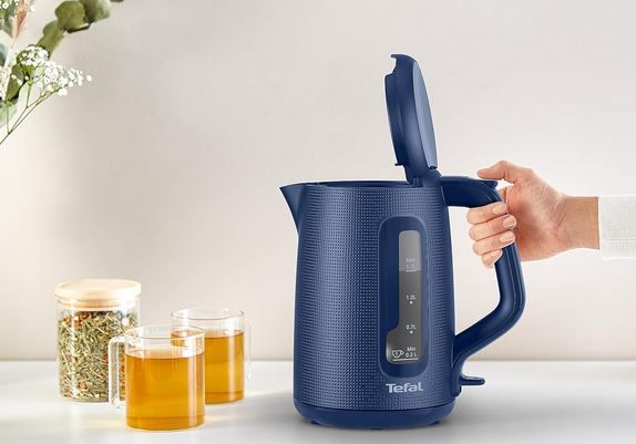 Tefal KO2M04 Morning Wasserkocher mit Metall Filter, 1,7L für 29,99€ (statt 35€)