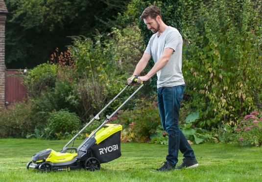 Ryobi OLM1833LT23A 140 Akku Rasenmäher + Trimmer für 219,99€ (statt 336€)