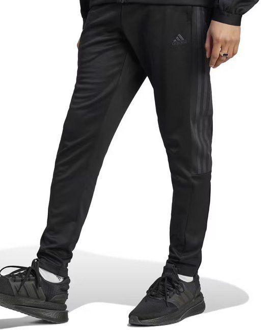 adidas Jogginghose M TIRO PT für 27,98€ (statt 60€)