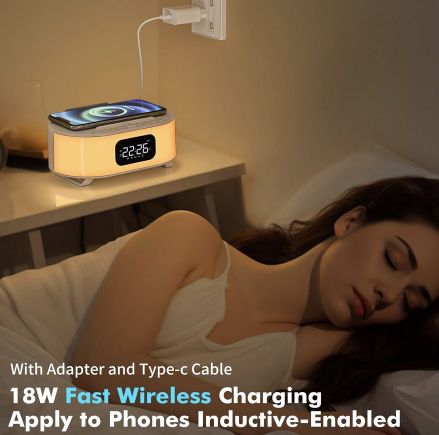 Digitaler Wecker mit 15W Ladestation inkl. Adapter für 29,99€ (statt 50€)