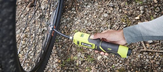 Ryobi RI4 120G 4V Auto Kompressor für 59€ (statt 88€)