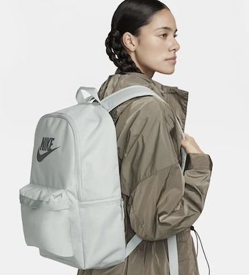 Nike Heritage Rucksack in Grau für 15,85€ (statt 27€)