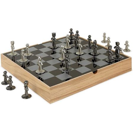 Umbra Buddy Schachspiel mit Eschenholz für 104,30€ (statt 156€)