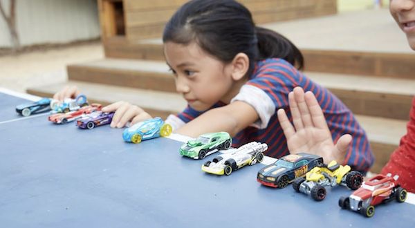 5er Pack Hot Wheels Autos Set, Maßstab 1:64 für 8,49€ (statt 11€)