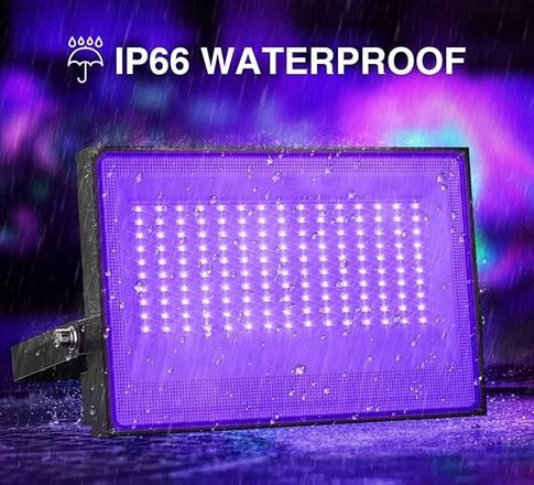 2er Pack Onforu LED Schwarzlicht Strahler, wasserdicht für 29,99€ (statt 60€)