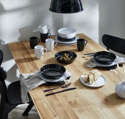 Van Well 24 tlg. Kombiservice Black and White für 29,95€ (statt 70€)
