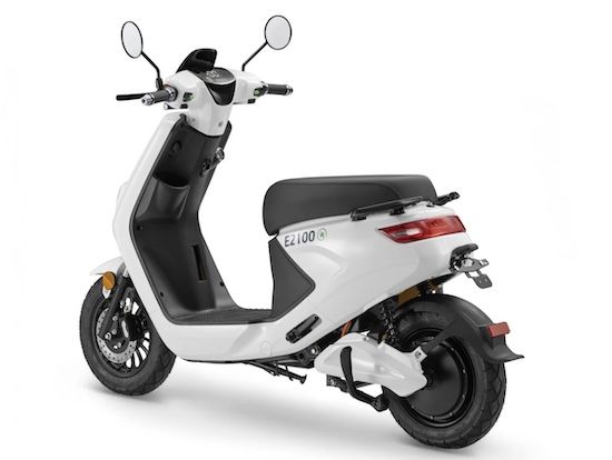 🛵 LuXXon E2100 E-Roller mit bis zu 45 km/h für 1.234,95€ (statt 1.539€) 🛵 LuXXon E2100 E Roller mit bis zu 45 km/h für 1.234,95€ (statt 1.539€)