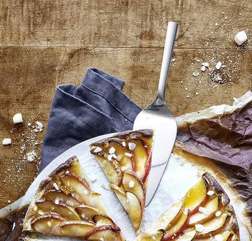 🍰 WMF Nuova Kuchenheber aus Edelstahl, 23cm für 7,69€ (statt 10€)