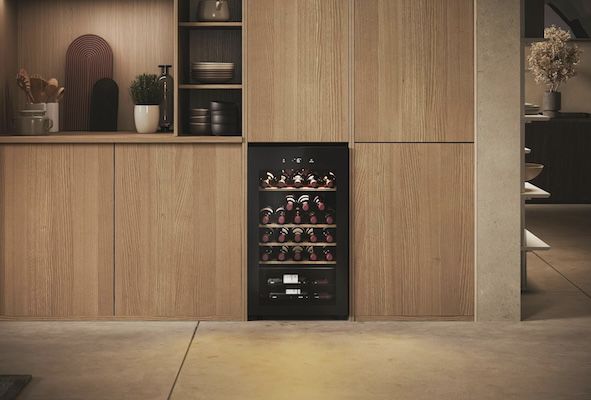 🍷Haier HWS34GGH1 Weinklimaschrank für 34 Flaschen für 324,45€ (statt 428€)