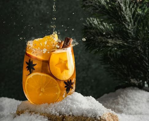🥂 6 Flaschen Snöflingor Vinglögg aus Weißwein ab 17€ (statt 26€)