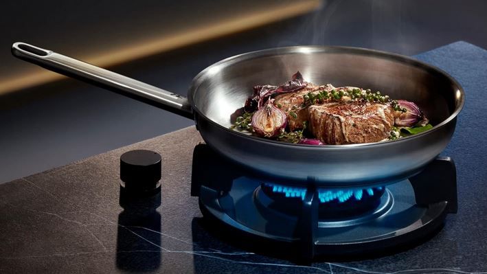 🍳 WMF Profi Edelstahl Bratpfanne, unbeschichtet, 24 cm für 38,89€ (statt 47€)