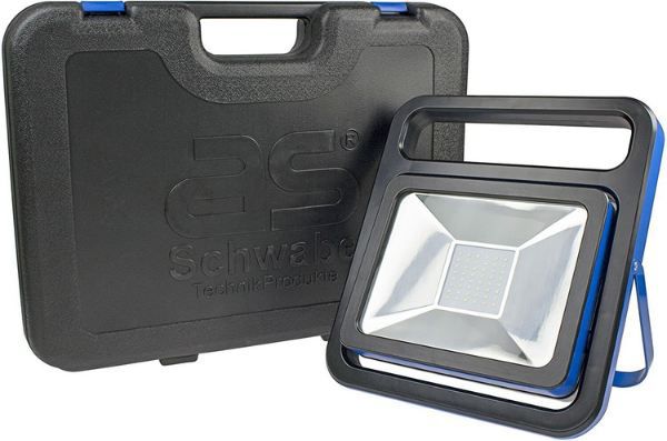 💡 as Schwabe Akku LED Baustrahler inkl. Koffer, 50W für 49,99€ (statt 100€)