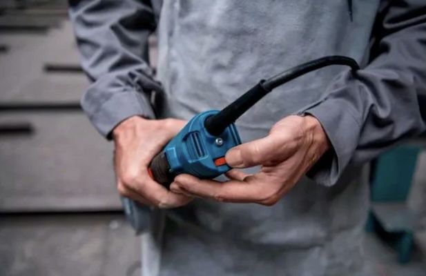 👷🏻‍♂️🚧 Bosch Professional GWX 17 125 PSB Winkelschleifer für 179,90€ (statt 224€)
