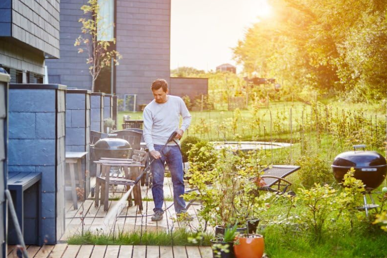 Nilfisk C120. 7 6 PC Hochdruck  und Terrassenreiniger für 108,90€ (statt 150€)