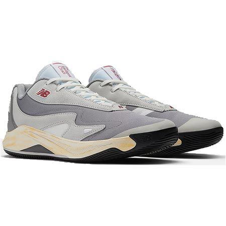 👟 New Balance Kawhi IV Sneaker für 68,75€ (statt 102€)