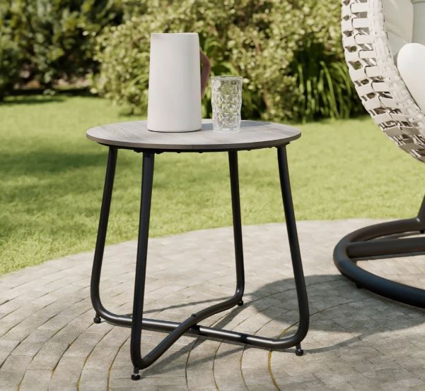Bessagi Gartenbeistelltisch Pine in Grau/Schwarz für 22,67€ (statt 56€)