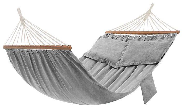 SONGMICS Hängematte mit 2 Holzstangen & Kissen (bis 300kg) für 29,99€ (statt 46€)